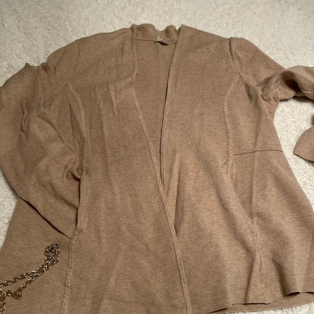 Medium Tan/khaki thigh length open front cardigan